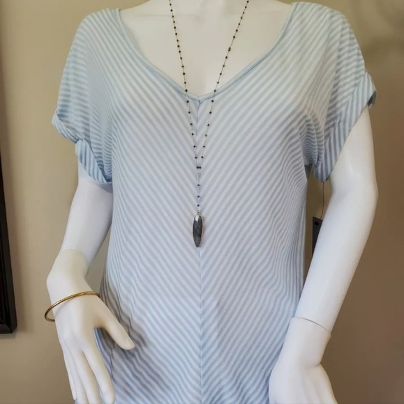 Apt 9 medium blouse - Picture 4 of 6